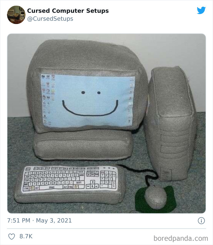 30 Times People Had Such Terrible Computer Setups, They Could Only Be Described As ‘Cursed’, As Shared By This Twitter Account 30 Times People Had Such Terrible Computer Setups, They Could Only Be Described As ‘Cursed’, As Shared By This Twitter Account