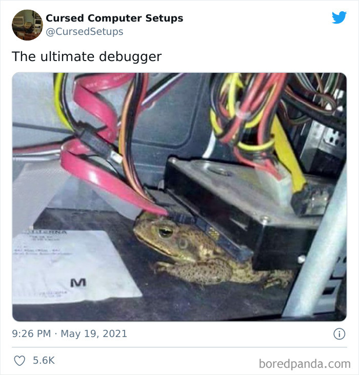 30 Times People Had Such Terrible Computer Setups, They Could Only Be Described As ‘Cursed’, As Shared By This Twitter Account 30 Times People Had Such Terrible Computer Setups, They Could Only Be Described As ‘Cursed’, As Shared By This Twitter Account