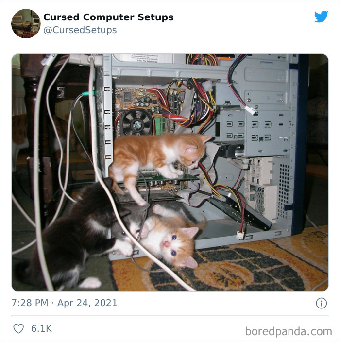 30 Times People Had Such Terrible Computer Setups, They Could Only Be Described As ‘Cursed’, As Shared By This Twitter Account 30 Times People Had Such Terrible Computer Setups, They Could Only Be Described As ‘Cursed’, As Shared By This Twitter Account