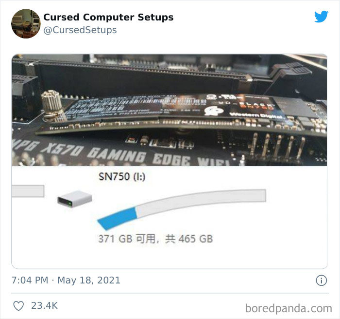 30 Times People Had Such Terrible Computer Setups, They Could Only Be Described As ‘Cursed’, As Shared By This Twitter Account 30 Times People Had Such Terrible Computer Setups, They Could Only Be Described As ‘Cursed’, As Shared By This Twitter Account