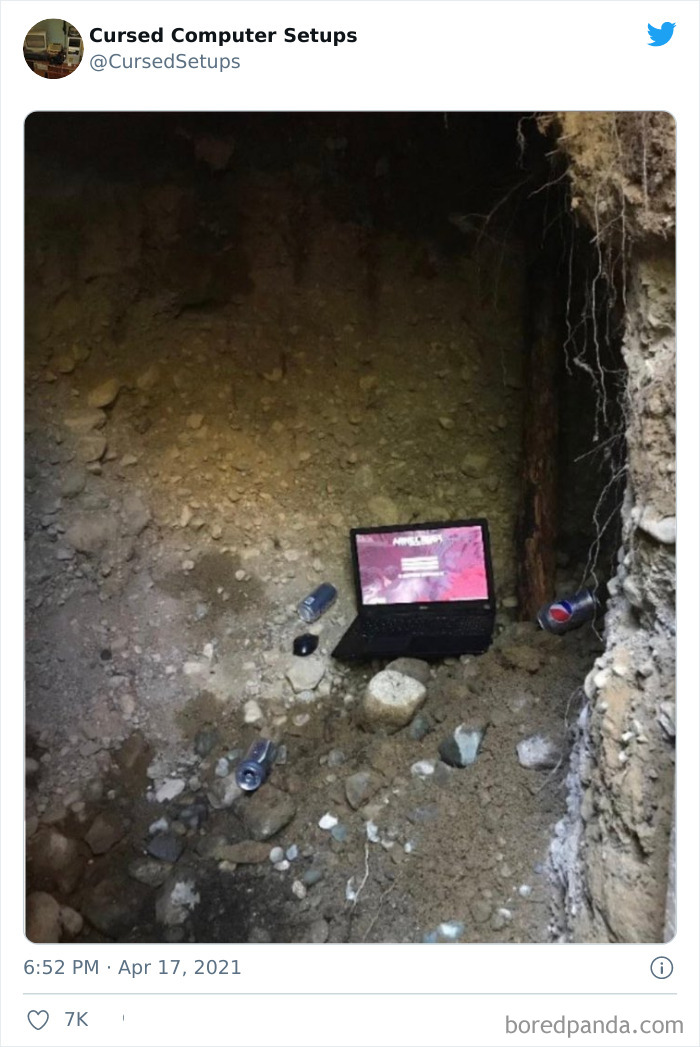 30 Times People Had Such Terrible Computer Setups, They Could Only Be Described As ‘Cursed’, As Shared By This Twitter Account 30 Times People Had Such Terrible Computer Setups, They Could Only Be Described As ‘Cursed’, As Shared By This Twitter Account