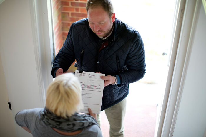 30 Of The Most Humorous, Bizarre, And Deep “Shower Thoughts” On Marriage, As Shared By Users In This Online Group 30 Of The Most Humorous, Bizarre, And Deep “Shower Thoughts” On Marriage, As Shared By Users In This Online Group