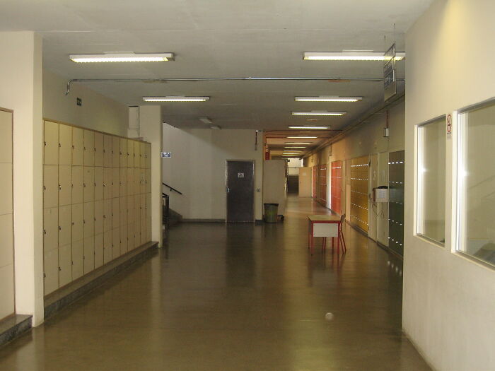 People Are Revealing How They Grew Up Poor Without Actually Saying It (40 Pics) People Are Revealing How They Grew Up Poor Without Actually Saying It (40 Pics)