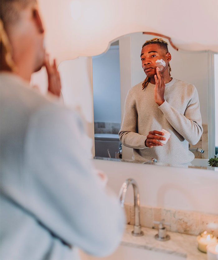 Straight Men Share The Most Basic Things They Did That Someone Claimed Were “Gay” (50 Answers) Straight Men Share The Most Basic Things They Did That Someone Claimed Were “Gay” (50 Answers)