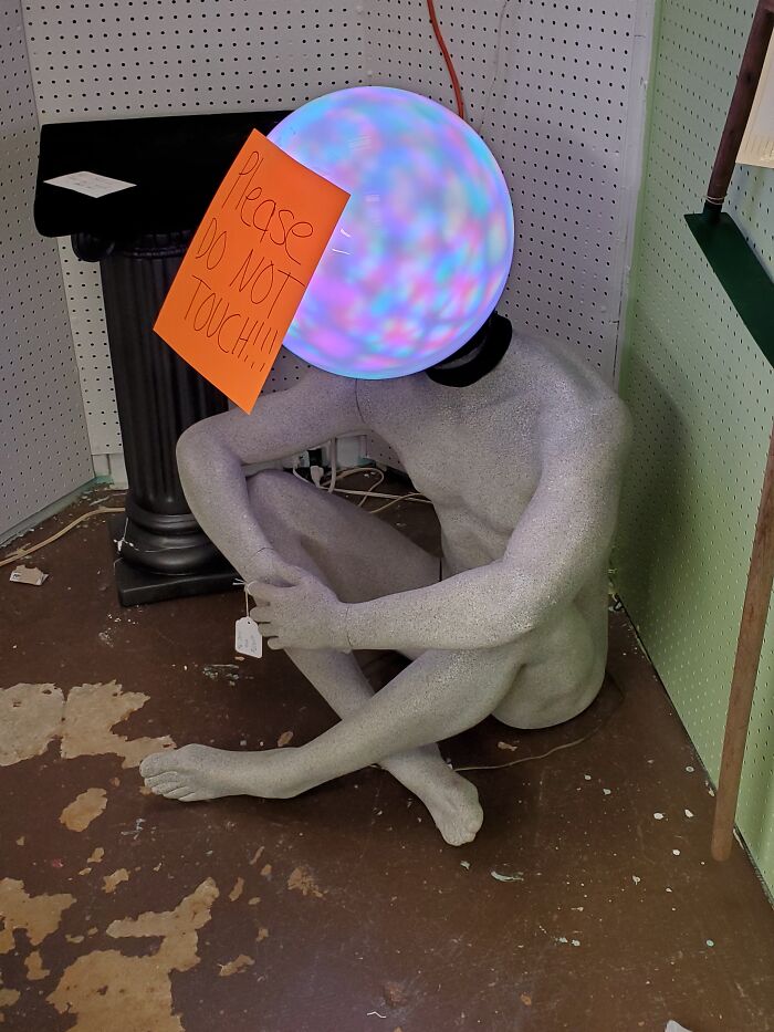 Hey Pandas, Post The Weirdest Image You Have Saved On Your Phone (Closed) Hey Pandas, Post The Weirdest Image You Have Saved On Your Phone (Closed)