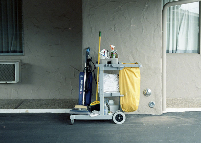 30 Hotel Workers Share What Things They Wish Guests Would Stop Doing, And It’s Disgusting That They Have To Deal With Such Things 30 Hotel Workers Share What Things They Wish Guests Would Stop Doing, And It’s Disgusting That They Have To Deal With Such Things