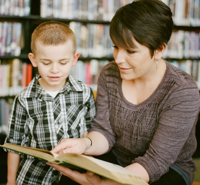 People Are Posting “The One Question” Someone Asked That Broke Them (30 Answers) People Are Posting “The One Question” Someone Asked That Broke Them (30 Answers)