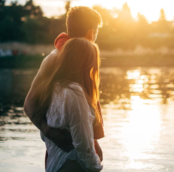 People Are Posting “The One Question” Someone Asked That Broke Them (30 Answers) People Are Posting “The One Question” Someone Asked That Broke Them (30 Answers)