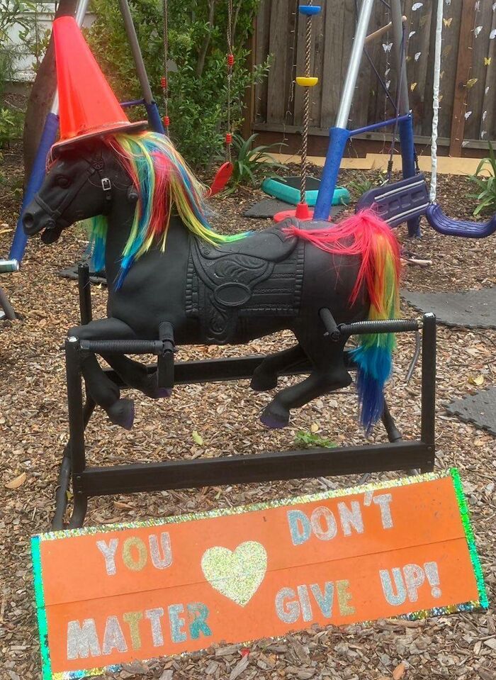 “That’s It, I’m Craft Shaming”: 40 Posts About People Who Haven’t Mastered The Art Of DIY “That’s It, I’m Craft Shaming”: 40 Posts About People Who Haven’t Mastered The Art Of DIY