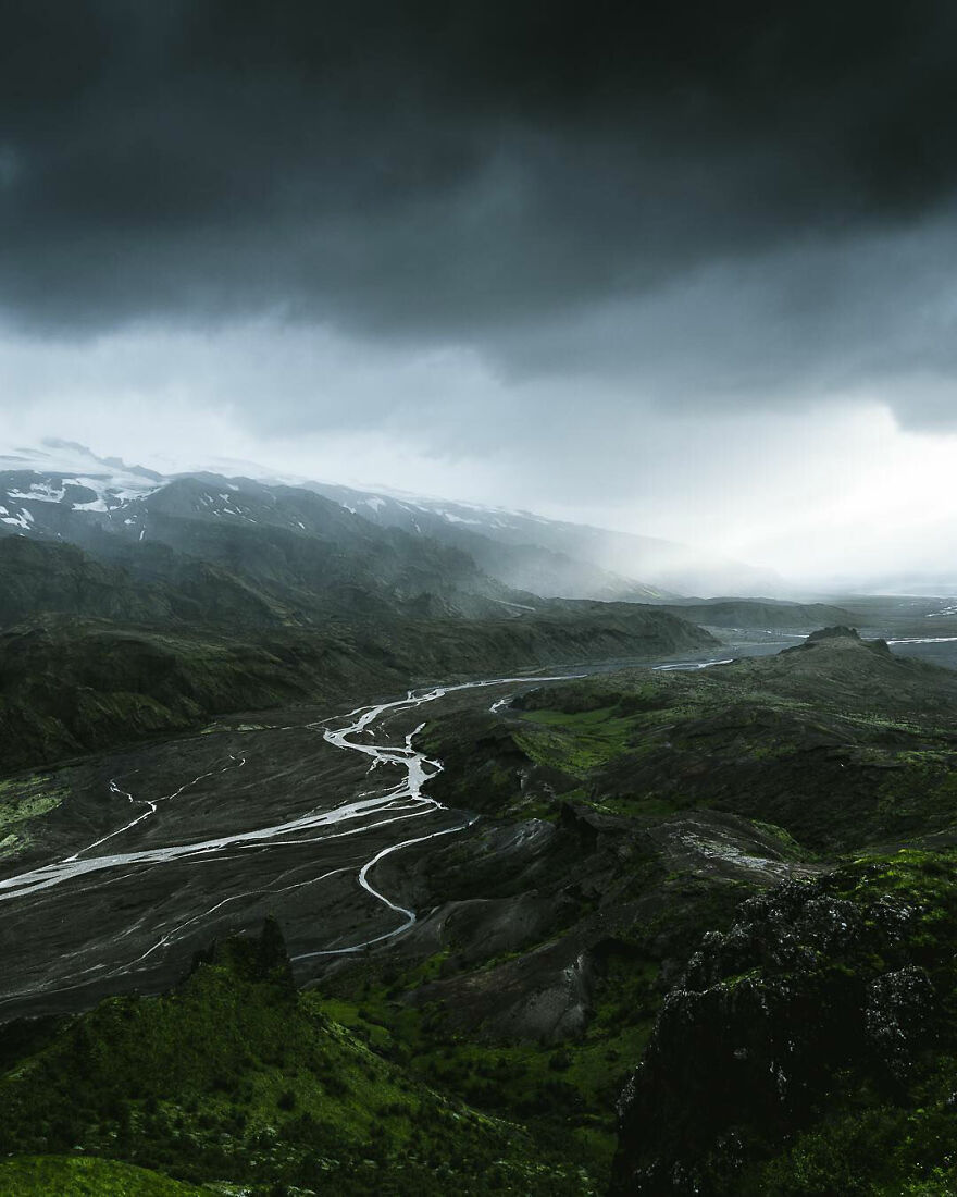Breathtaking Aerial Photos Of Mountains, Rivers, Lakes And Other Natural Wonders By Gábor Nagy (71 pics) Breathtaking Aerial Photos Of Mountains, Rivers, Lakes And Other Natural Wonders By Gábor Nagy (71 pics)