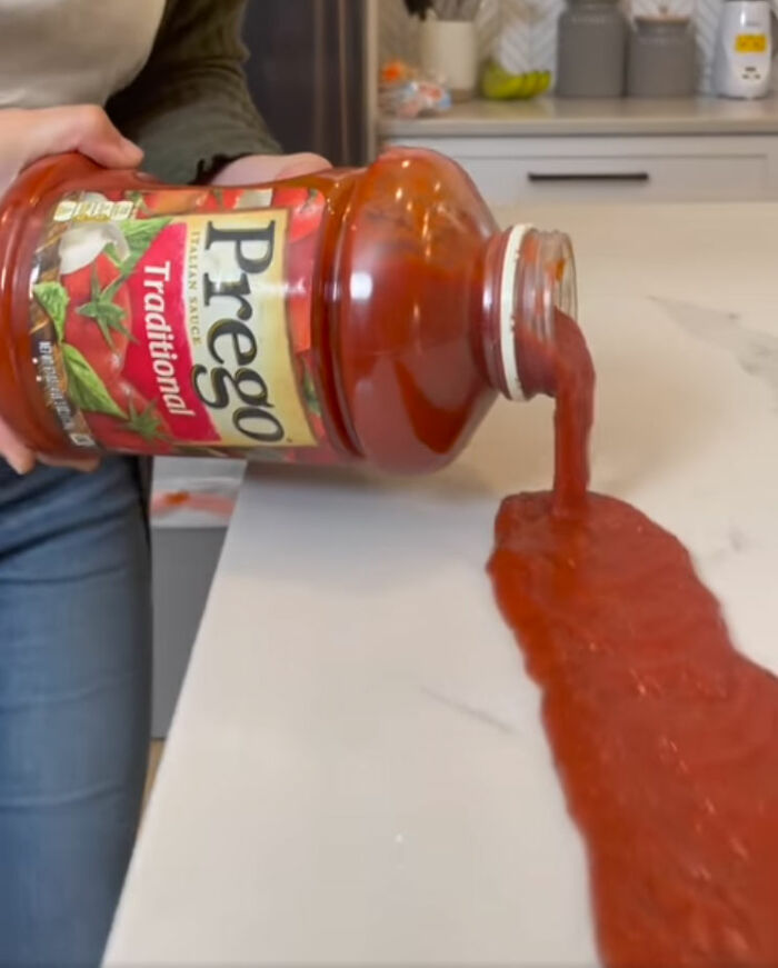 The Internet Is Going Bonkers For This Video In Which A Woman Shares Her “Ultimate Spaghetti Trick” The Internet Is Going Bonkers For This Video In Which A Woman Shares Her “Ultimate Spaghetti Trick”