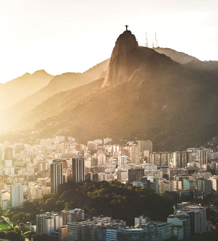 “What Is A Common Myth About Your Country That Is 100% False But Many People Still Believe?”: 30 People Share Their Answers “What Is A Common Myth About Your Country That Is 100% False But Many People Still Believe?”: 30 People Share Their Answers