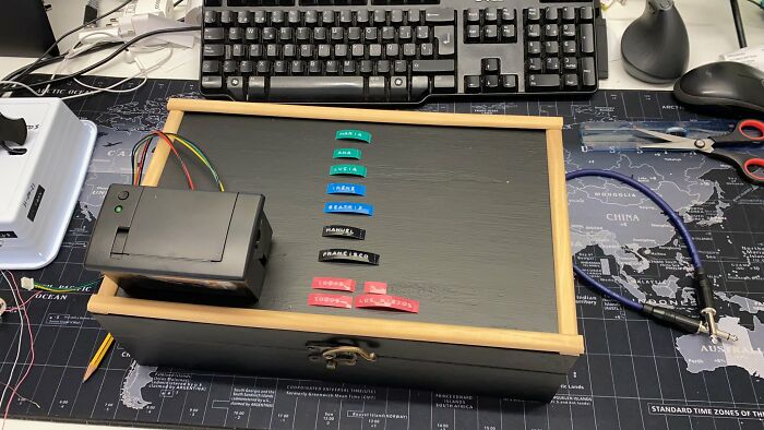 Man Builds A Communication Device For His Grandma That’s Easier To Use Than A Phone, Goes Viral Man Builds A Communication Device For His Grandma That’s Easier To Use Than A Phone, Goes Viral