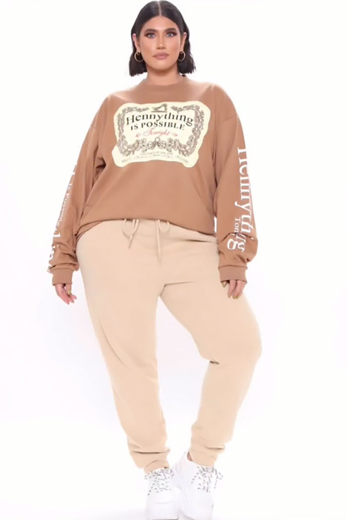 Woman Points Out Hilariously Bad ‘Fashion’ That Is Being Marketed To Plus-Sized Women By Fashion Nova (19 Pics) Woman Points Out Hilariously Bad ‘Fashion’ That Is Being Marketed To Plus-Sized Women By Fashion Nova (19 Pics)