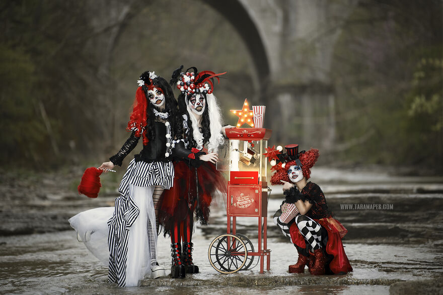 I Photographed A Dark Carnival Themed Photoshoot To Create Couture Clowns In Abandoned Creepy Nature (22 Pics)