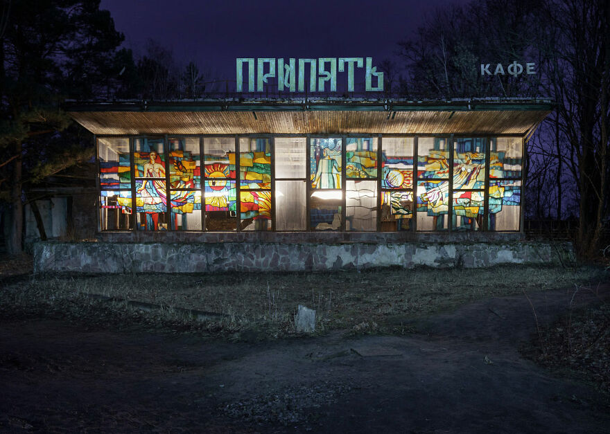 I Explored The Chernobyl Exclusion Zone 35 Years After The Nuclear Disaster (40 Pics) I Explored The Chernobyl Exclusion Zone 35 Years After The Nuclear Disaster (40 Pics)