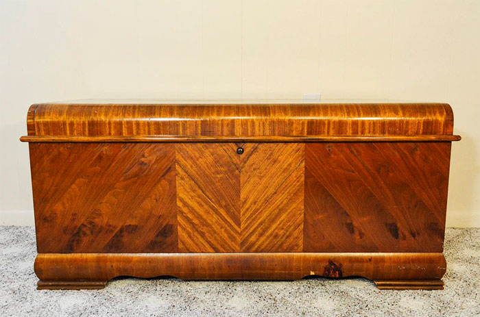 People In This Online Group Share 30 Stories About The Wildest Things Garbage Workers Have Found Thrown Away People In This Online Group Share 30 Stories About The Wildest Things Garbage Workers Have Found Thrown Away