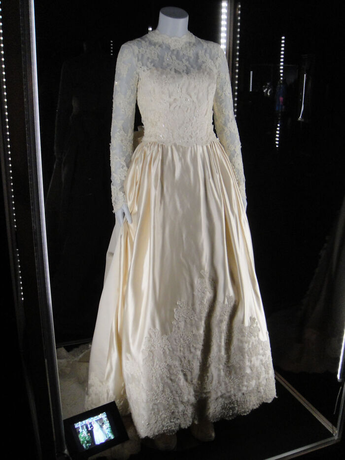 30 Wedding Traditions People In This Online Group Chose Or Would Choose To Ditch 30 Wedding Traditions People In This Online Group Chose Or Would Choose To Ditch