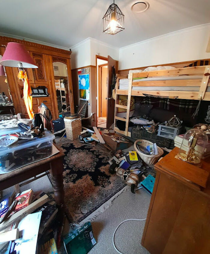 Hey Pandas, Post A Picture Of Your Room In Its Messiest State (Closed) Hey Pandas, Post A Picture Of Your Room In Its Messiest State (Closed)