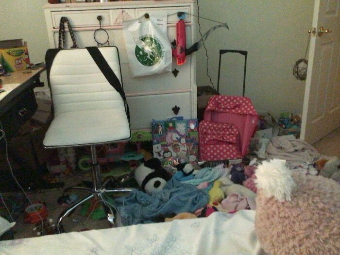 Hey Pandas, Post A Picture Of Your Room In Its Messiest State (Closed) Hey Pandas, Post A Picture Of Your Room In Its Messiest State (Closed)