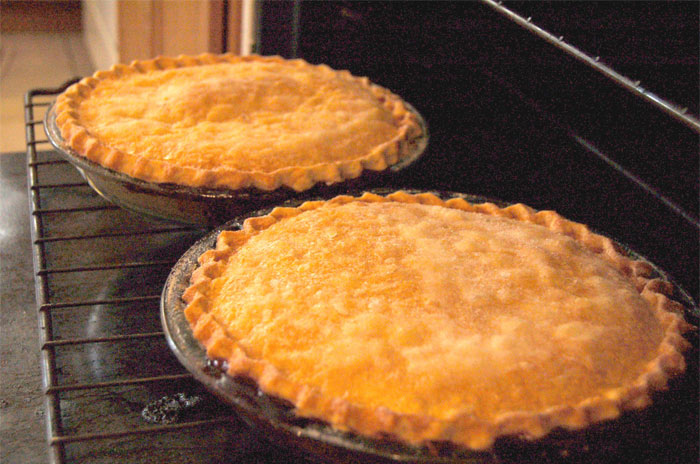 People Reveal 45 Of Their Most Uncomfortable Family Secrets In This Online Group People Reveal 45 Of Their Most Uncomfortable Family Secrets In This Online Group