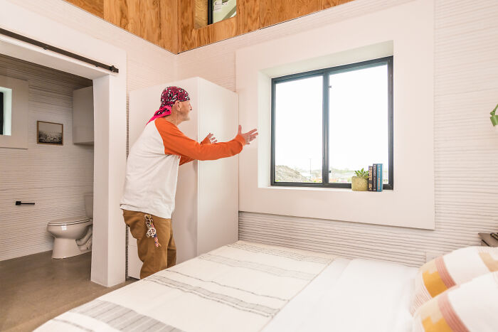 Homeless Man Gets To Live In A 3D-Printed Tiny Home