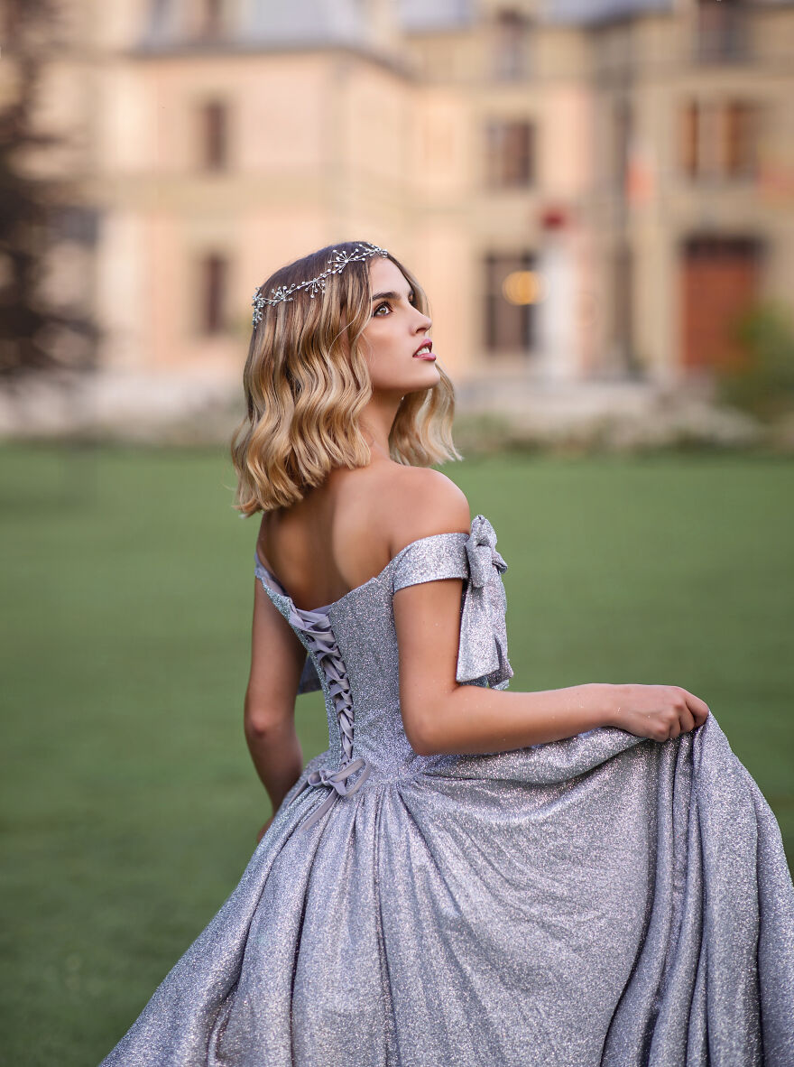 I Created Cinderella Themed Photos At A Swiss Castle (19 Pics) I Created Cinderella Themed Photos At A Swiss Castle (19 Pics)