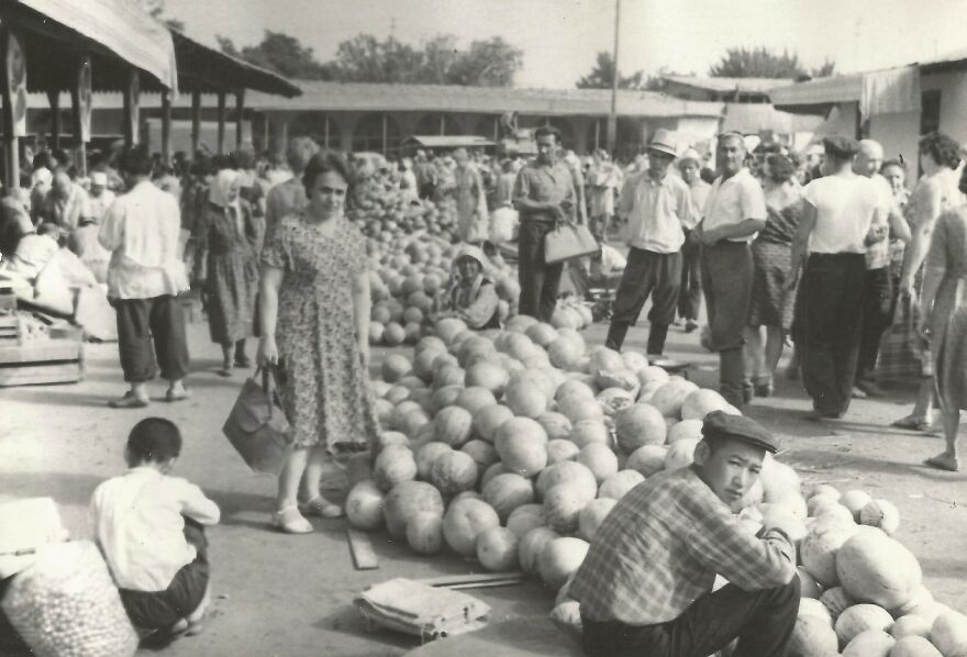 My Grandpa Loved Taking Pictures Of Life In The Soviet Union, Here Are Some Of His Best Snaps