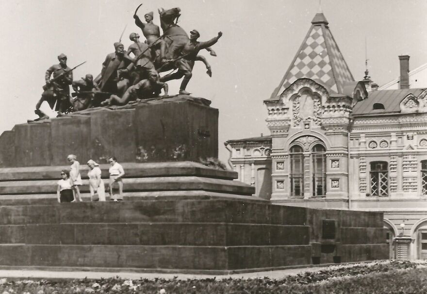 My Grandpa Loved Taking Pictures Of Life In The Soviet Union, Here Are Some Of His Best Snaps