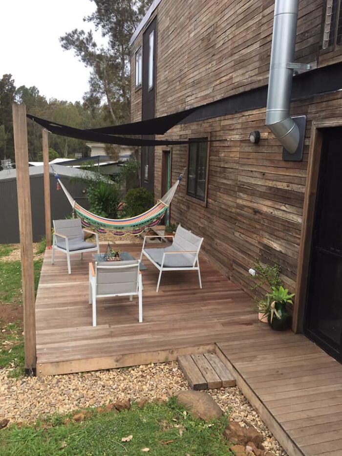 A Man Built His Dream House Using 4 Shipping Containers For $150,000