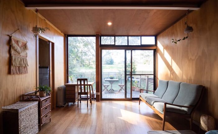 A Man Built His Dream House Using 4 Shipping Containers For $150,000