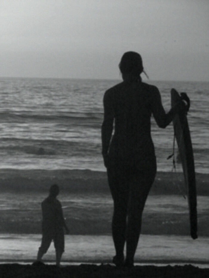 40 Times People Took Pics Only To Realize They’ve Captured ‘Giants’ 40 Times People Took Pics Only To Realize They’ve Captured ‘Giants’