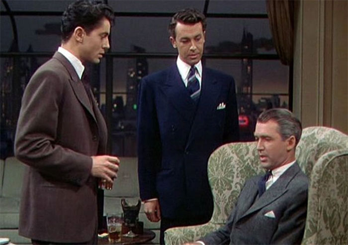 “What’s The Greatest Movie ‘Behind-The-Scenes’ Fact You Know?” (40 Answers) “What’s The Greatest Movie ‘Behind-The-Scenes’ Fact You Know?” (40 Answers)