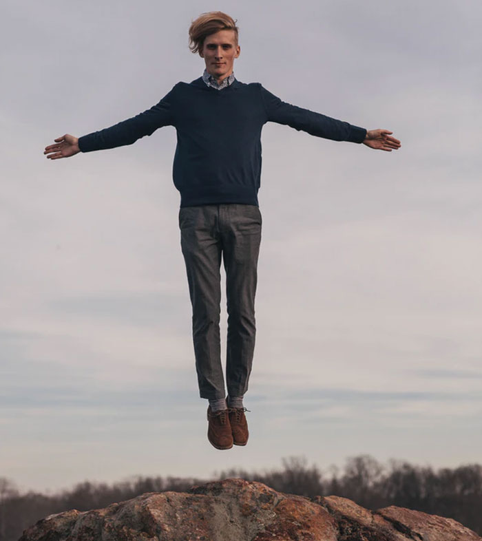 35 People Respond To &#8220;What Is A Tell-Tale Sign That A Man Is Insecure About His Masculinity Or Himself In General?&#8221;