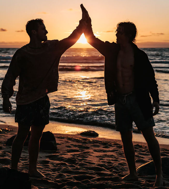 35 People Respond To “What Is A Tell-Tale Sign That A Man Is Insecure About His Masculinity Or Himself In General?” 35 People Respond To “What Is A Tell-Tale Sign That A Man Is Insecure About His Masculinity Or Himself In General?”