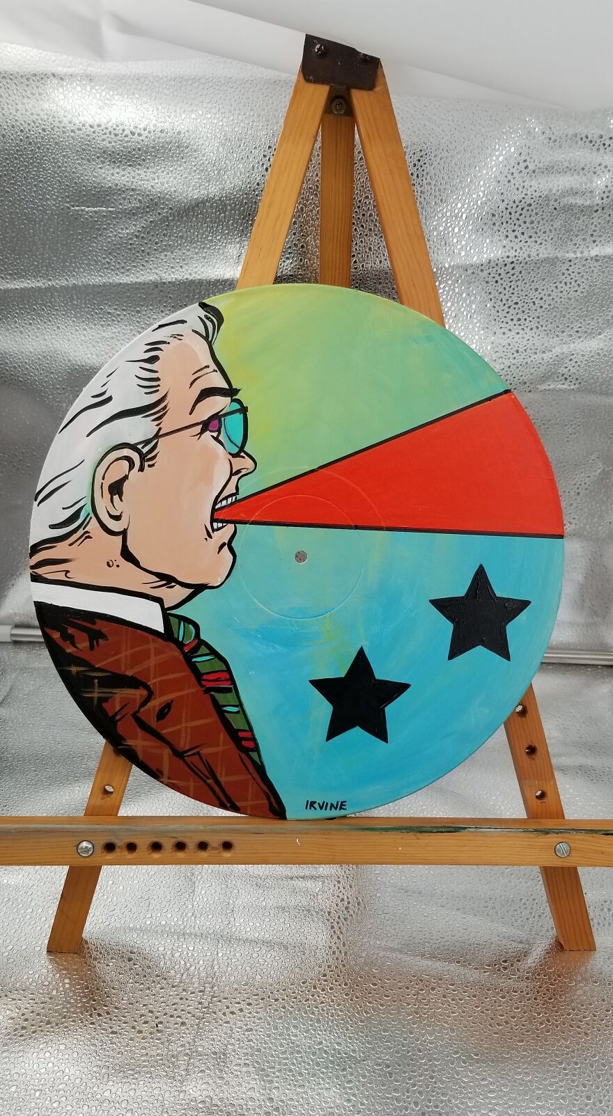 I Salvage Vinyl Records That Don&#8217;t Work Anymore And Create Art On Them (20 Pics)