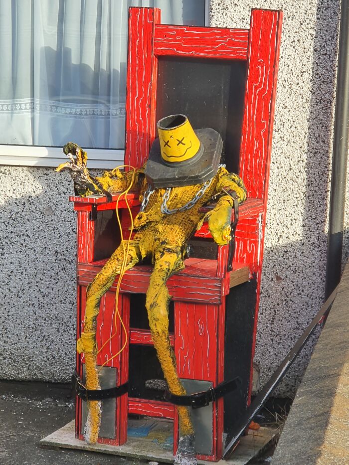 Hey Pandas, Post Funny Or Interesting Street Photos That You Took (Closed) Hey Pandas, Post Funny Or Interesting Street Photos That You Took (Closed)