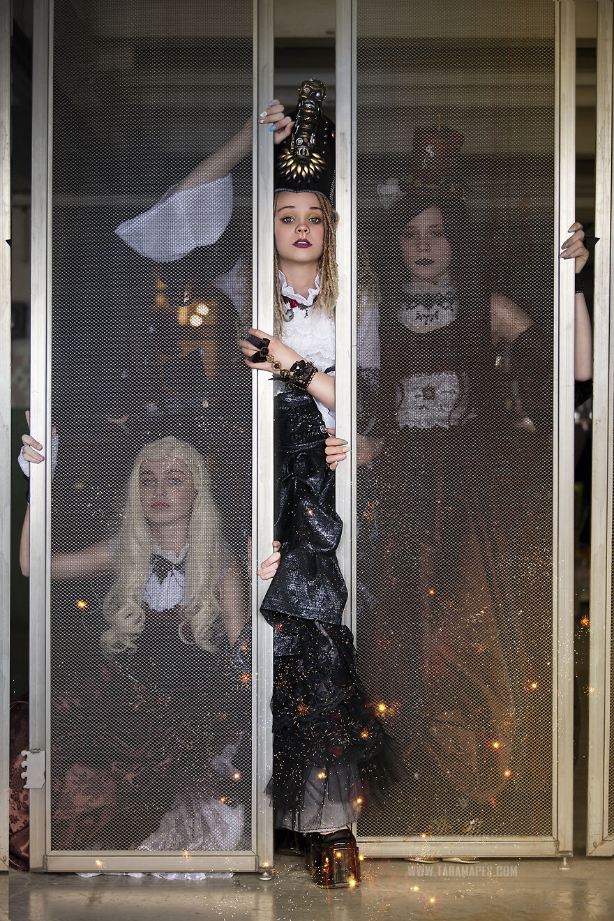 I Found An Old Warehouse In Cincinnati To Create Steampunk Pics (19 Pics) I Found An Old Warehouse In Cincinnati To Create Steampunk Pics (19 Pics)