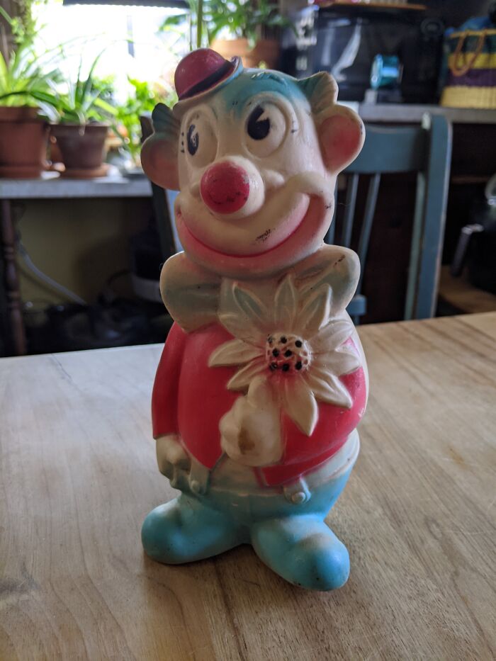 Hey Pandas, Show A Picture Of Your Oldest Toy When You Were Younger (Closed) Hey Pandas, Show A Picture Of Your Oldest Toy When You Were Younger (Closed)