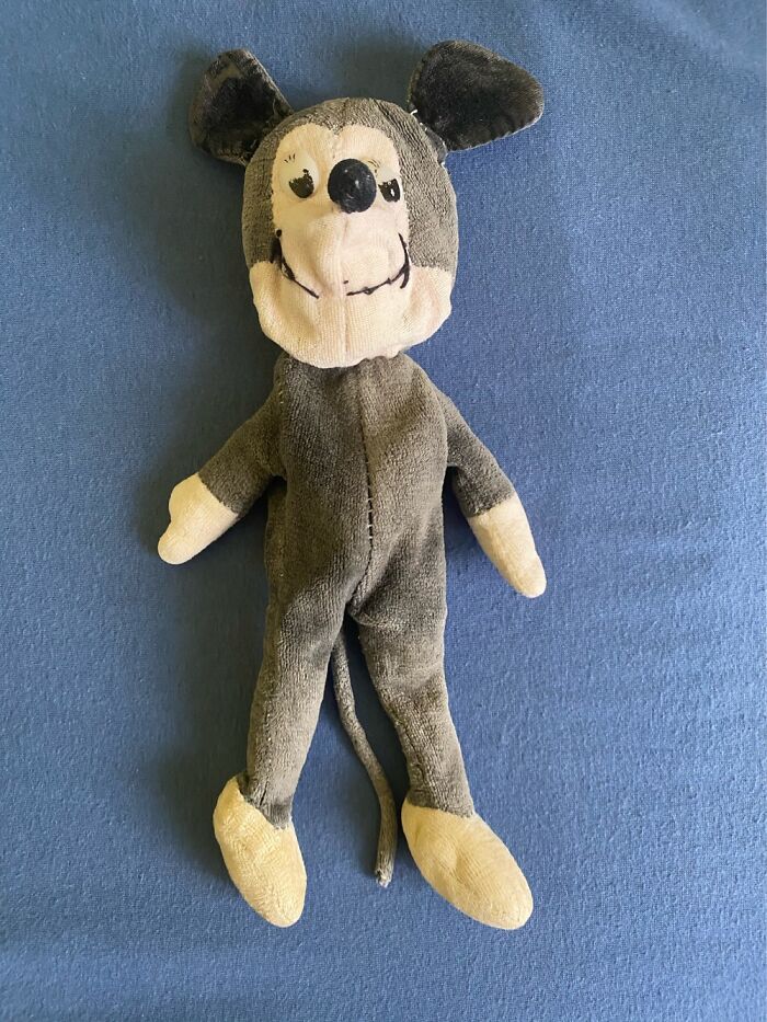 Hey Pandas, Show A Picture Of Your Oldest Toy When You Were Younger (Closed) Hey Pandas, Show A Picture Of Your Oldest Toy When You Were Younger (Closed)