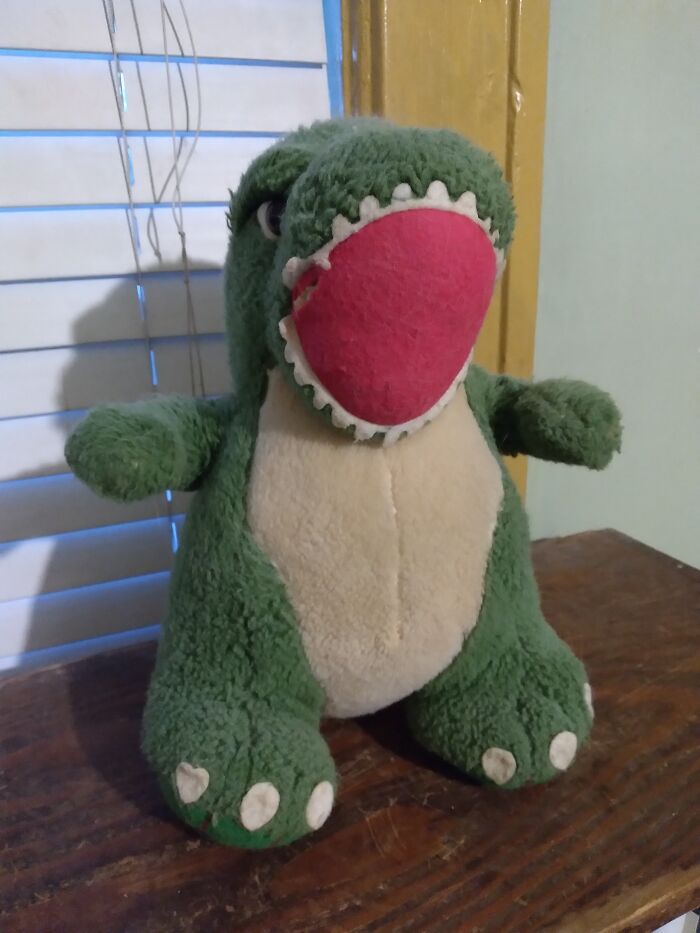 Hey Pandas, Show A Picture Of Your Oldest Toy When You Were Younger (Closed) Hey Pandas, Show A Picture Of Your Oldest Toy When You Were Younger (Closed)