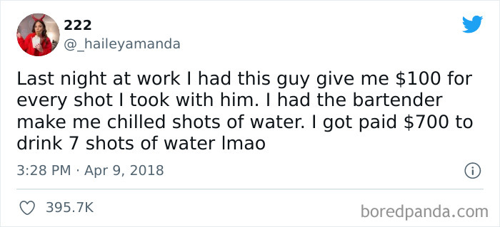 24 People Share Their Funny, Weird, And Wholesome Interactions With Waiters And Bartenders 24 People Share Their Funny, Weird, And Wholesome Interactions With Waiters And Bartenders