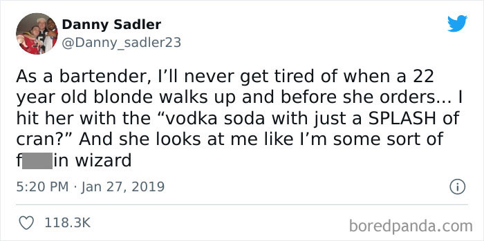 24 People Share Their Funny, Weird, And Wholesome Interactions With Waiters And Bartenders