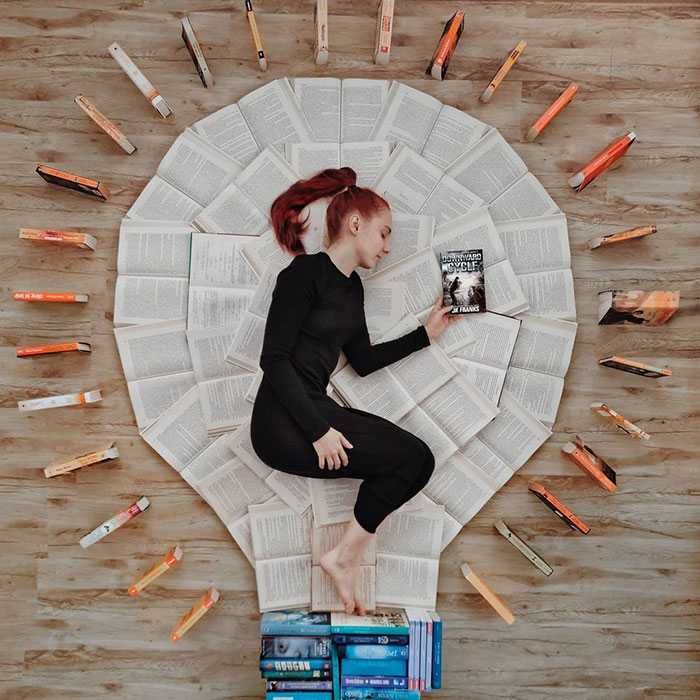 Bibliophile And Photographer Combines Two Hobbies In 30 Impressive Installations Bibliophile And Photographer Combines Two Hobbies In 30 Impressive Installations