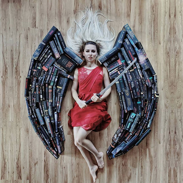 Bibliophile And Photographer Combines Two Hobbies In 30 Impressive Installations Bibliophile And Photographer Combines Two Hobbies In 30 Impressive Installations