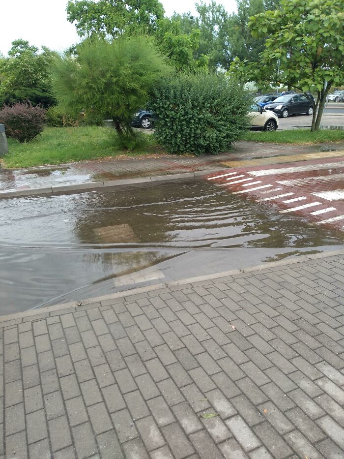 50 Times People Encountered Such Bad Designs, They Just Had To Share (New Pics) 50 Times People Encountered Such Bad Designs, They Just Had To Share (New Pics)