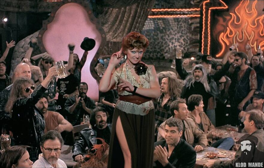 60 Funny Edits This Artist Created By Mixing Russian And Hollywood Pop Culture