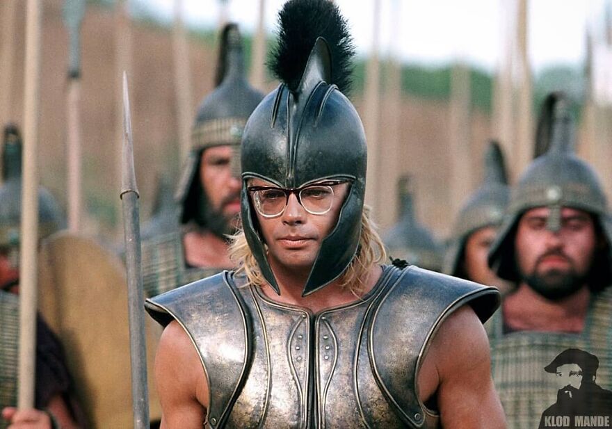 60 Funny Edits This Artist Created By Mixing Russian And Hollywood Pop Culture