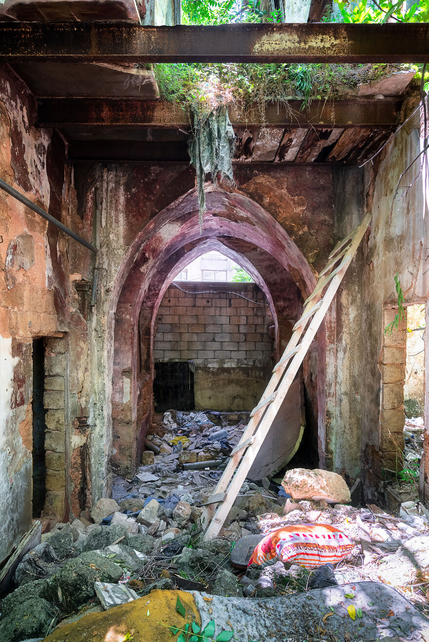 55 Photos Show The Damage One Year After The Port Of Beirut Explosion 55 Photos Show The Damage One Year After The Port Of Beirut Explosion