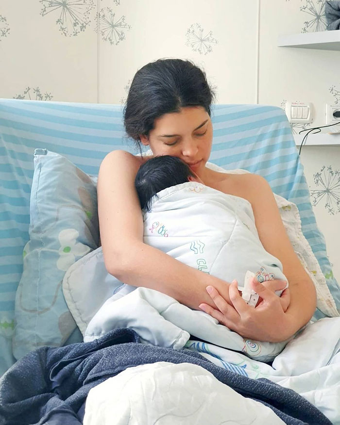 The Devir Family Welcomed Their Son Into The World, Here&#8217;s How It&#8217;s Going In 17 Funny Comics